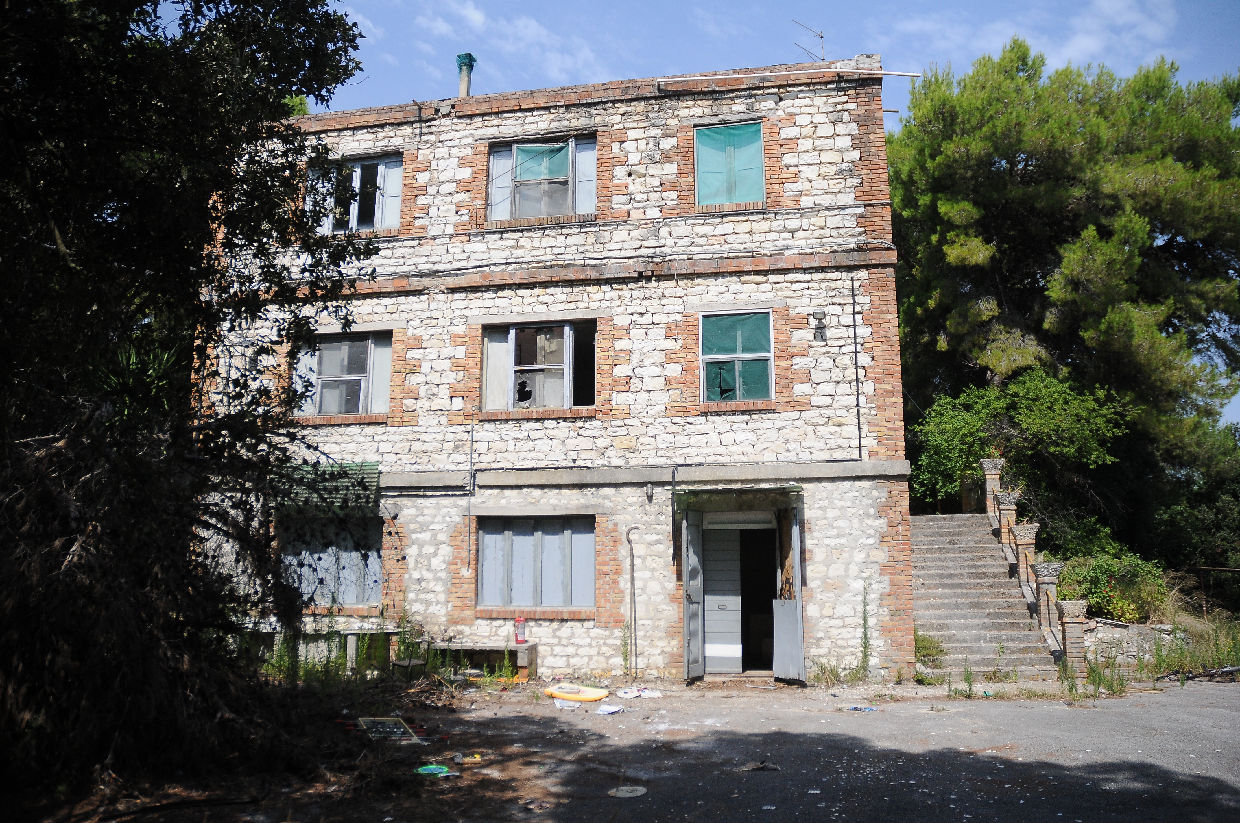 Casa dei Mutilatini, vendita “congelata”