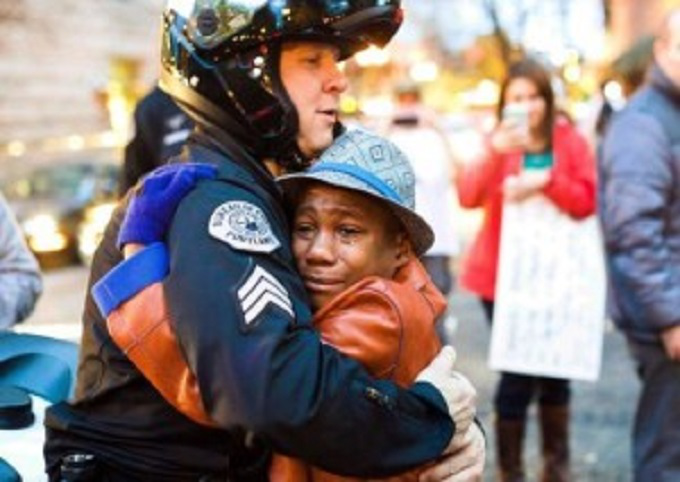 Riflettendo sui casi Ferguson, Garner e Rice: razzismo, violenza incolore o abuso di potere?