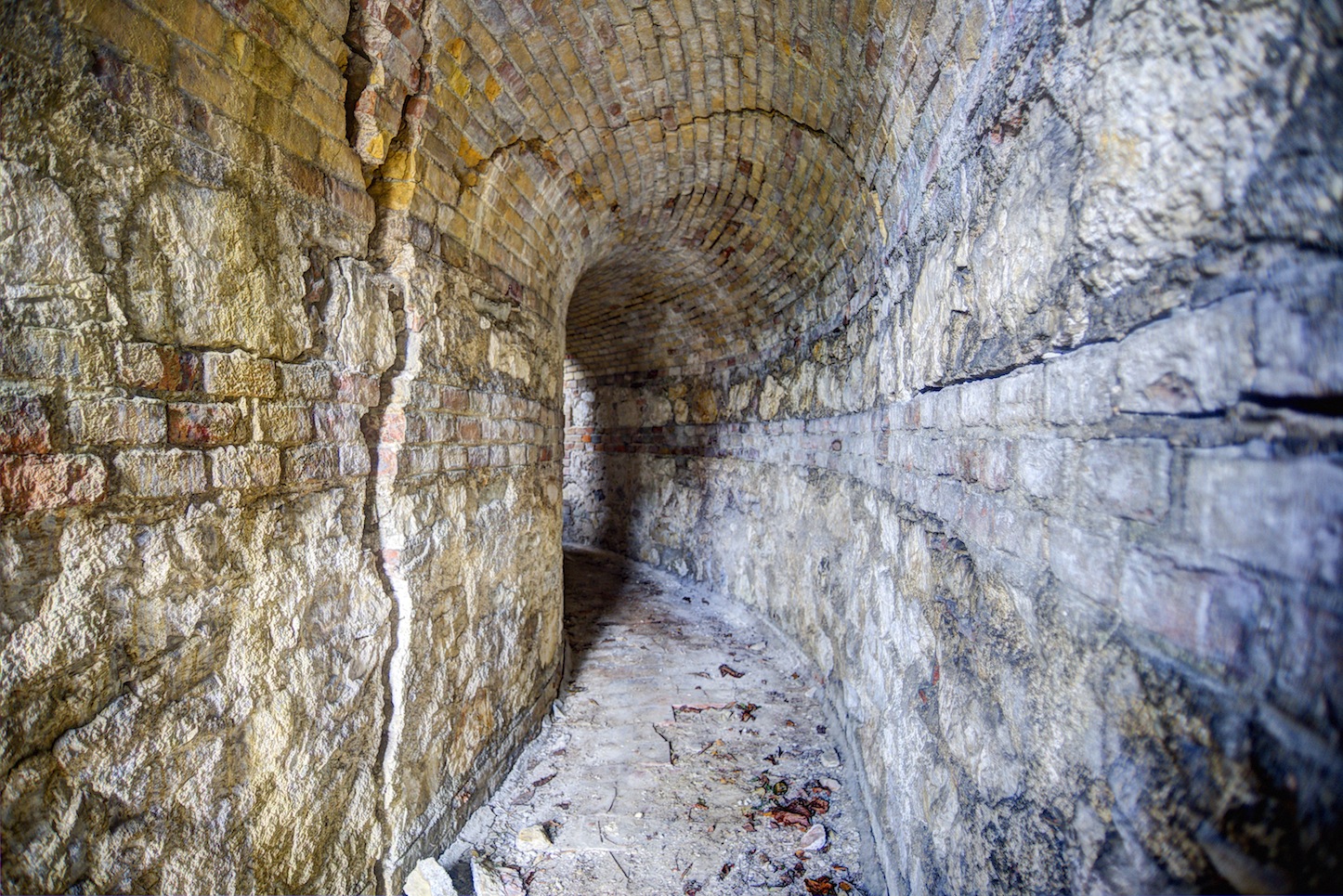 “Riemerge” eccezionale tratto di fortificazioni di Ancona