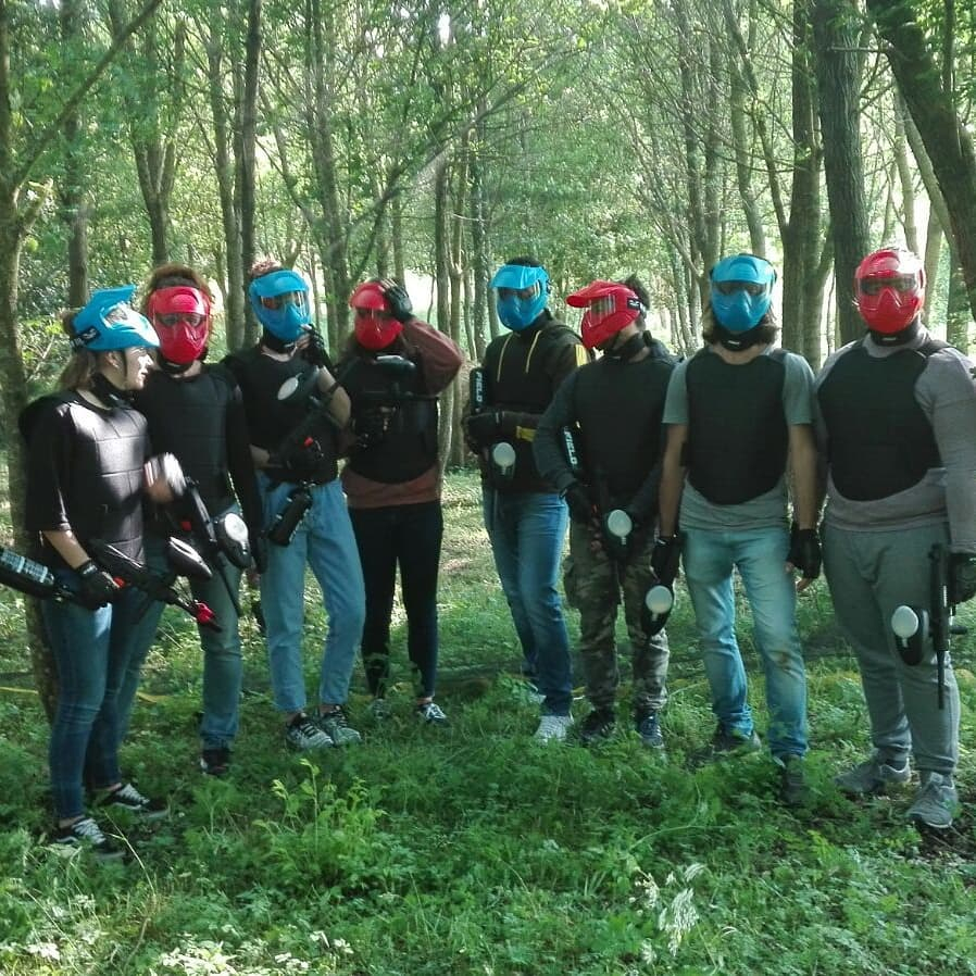 Un “eco-Contatto” nel bosco incantato